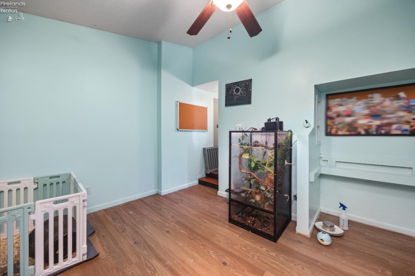 43983 State Route 18, Wellington, 44090, 3 Bedrooms Bedrooms, ,1 BathroomBathrooms,Residential,For Sale,State Route 18,20252065