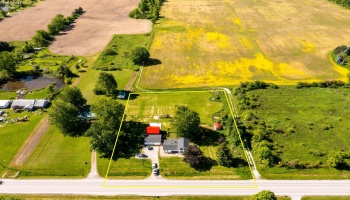 43983 State Route 18, Wellington, 44090, 3 Bedrooms Bedrooms, ,1 BathroomBathrooms,Residential,For Sale,State Route 18,20252065
