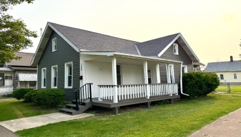 1530 Lindsley Street, Sandusky, 44870, 3 Bedrooms Bedrooms, ,1 BathroomBathrooms,Residential,For Sale,Lindsley,20252036