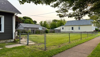 1530 Lindsley Street, Sandusky, 44870, 3 Bedrooms Bedrooms, ,1 BathroomBathrooms,Residential,For Sale,Lindsley,20252036