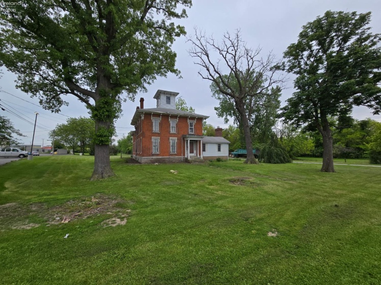 2312 Hayes Avenue, Sandusky, 44870, 5 Bedrooms Bedrooms, ,2 BathroomsBathrooms,Residential,For Sale,Hayes,20251954