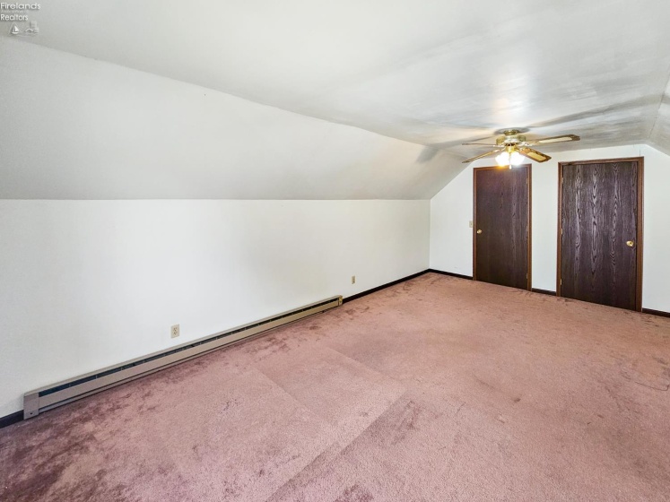 120 Lincoln St, Lindsey, 43442, 3 Bedrooms Bedrooms, ,2 BathroomsBathrooms,Residential,For Sale,Lincoln St,20252067