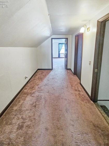 120 Lincoln St, Lindsey, 43442, 3 Bedrooms Bedrooms, ,2 BathroomsBathrooms,Residential,For Sale,Lincoln St,20252067