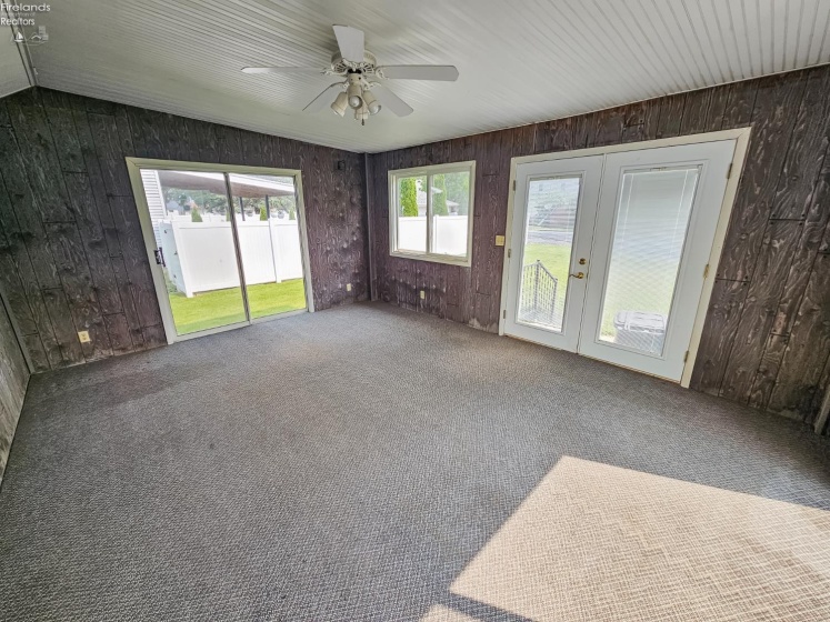 120 Lincoln St, Lindsey, 43442, 3 Bedrooms Bedrooms, ,2 BathroomsBathrooms,Residential,For Sale,Lincoln St,20252067