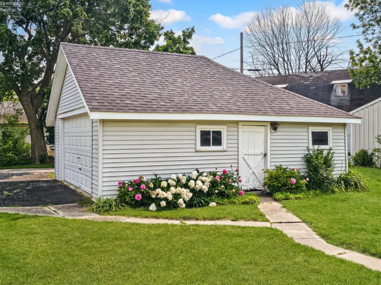 120 Lincoln St, Lindsey, 43442, 3 Bedrooms Bedrooms, ,2 BathroomsBathrooms,Residential,For Sale,Lincoln St,20252067
