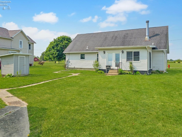 120 Lincoln St, Lindsey, 43442, 3 Bedrooms Bedrooms, ,2 BathroomsBathrooms,Residential,For Sale,Lincoln St,20252067