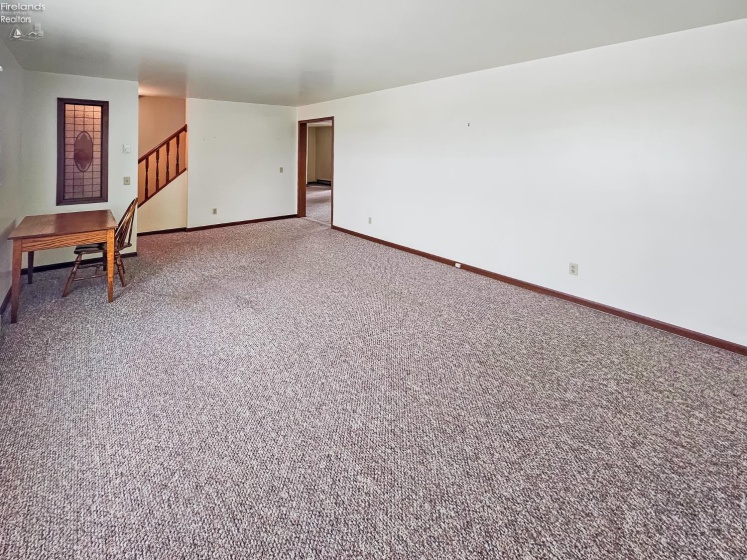 120 Lincoln St, Lindsey, 43442, 3 Bedrooms Bedrooms, ,2 BathroomsBathrooms,Residential,For Sale,Lincoln St,20252067