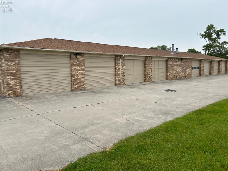 41 North Foster Street, Norwalk, 44857, ,Commercial,For Sale,North Foster,20252011