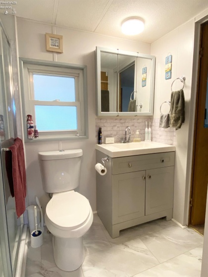 8175 North Shore Boulevard, Marblehead, 43440, 2 Bedrooms Bedrooms, ,1 BathroomBathrooms,Residential,For Sale,North Shore,20252077