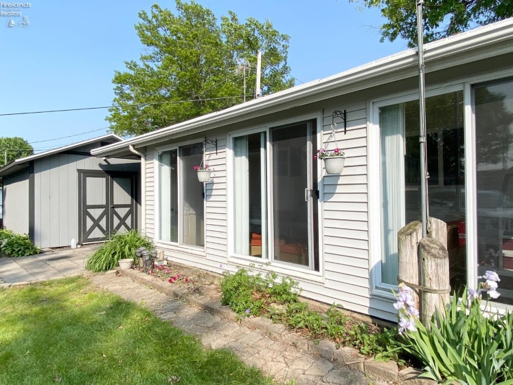 8175 North Shore Boulevard, Marblehead, 43440, 2 Bedrooms Bedrooms, ,1 BathroomBathrooms,Residential,For Sale,North Shore,20252077