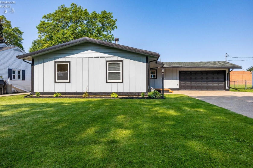 3807 Matthes Avenue, Sandusky, 44870, 3 Bedrooms Bedrooms, ,2 BathroomsBathrooms,Residential,For Sale,Matthes,20252070
