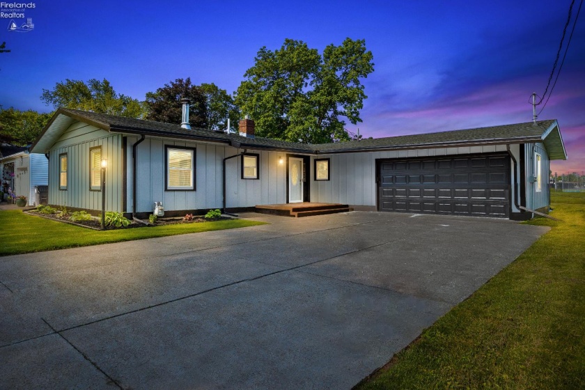 3807 Matthes Avenue, Sandusky, 44870, 3 Bedrooms Bedrooms, ,2 BathroomsBathrooms,Residential,For Sale,Matthes,20252070