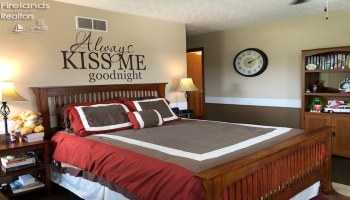 415 Jamestown Avenue, Tiffin, 44883, 4 Bedrooms Bedrooms, ,3 BathroomsBathrooms,Residential,For Sale,Jamestown,20252052