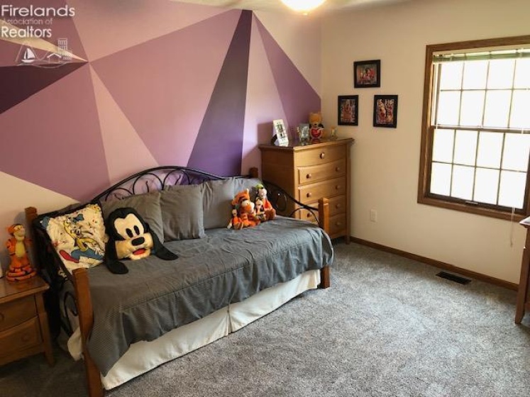 415 Jamestown Avenue, Tiffin, 44883, 4 Bedrooms Bedrooms, ,3 BathroomsBathrooms,Residential,For Sale,Jamestown,20252052