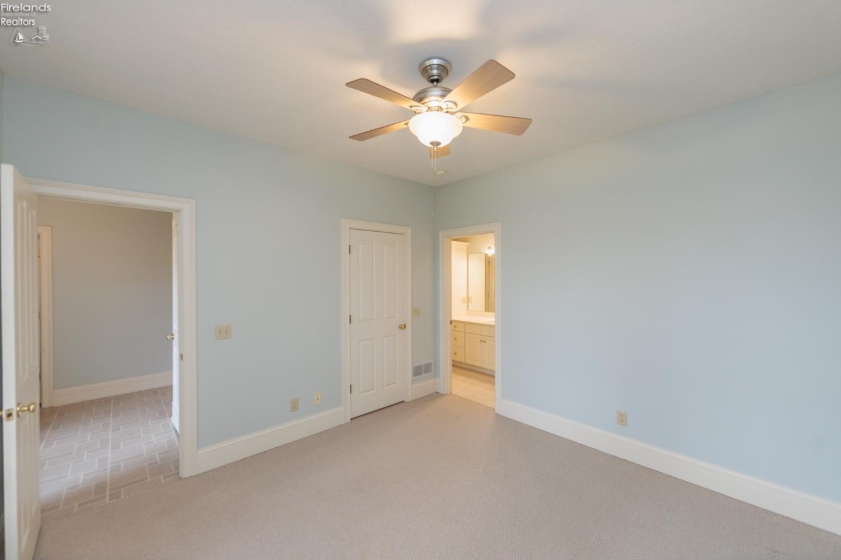 2 Executive Village Court, Norwalk, 44857, 2 Bedrooms Bedrooms, ,2 BathroomsBathrooms,Residential,For Sale,Executive Village,20252068