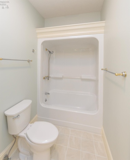 2 Executive Village Court, Norwalk, 44857, 2 Bedrooms Bedrooms, ,2 BathroomsBathrooms,Residential,For Sale,Executive Village,20252068