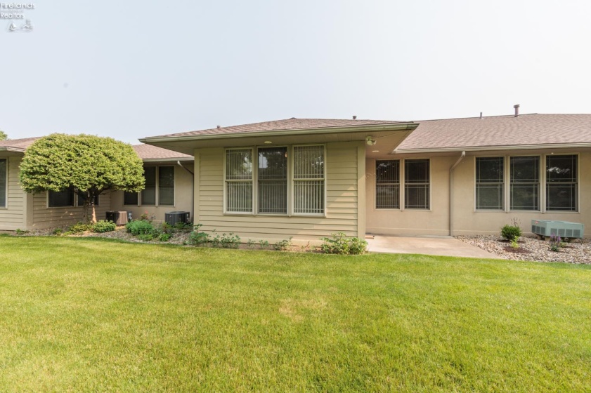 2 Executive Village Court, Norwalk, 44857, 2 Bedrooms Bedrooms, ,2 BathroomsBathrooms,Residential,For Sale,Executive Village,20252068