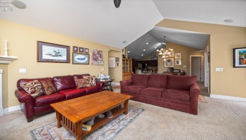 2750 Canterbury Circle, Port Clinton, 43452, 2 Bedrooms Bedrooms, ,2 BathroomsBathrooms,Residential,For Sale,Canterbury,20251961