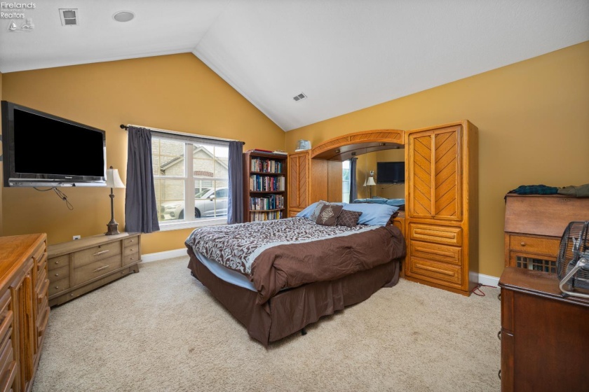 2750 Canterbury Circle, Port Clinton, 43452, 2 Bedrooms Bedrooms, ,2 BathroomsBathrooms,Residential,For Sale,Canterbury,20251961