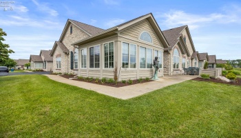 2750 Canterbury Circle, Port Clinton, 43452, 2 Bedrooms Bedrooms, ,2 BathroomsBathrooms,Residential,For Sale,Canterbury,20251961