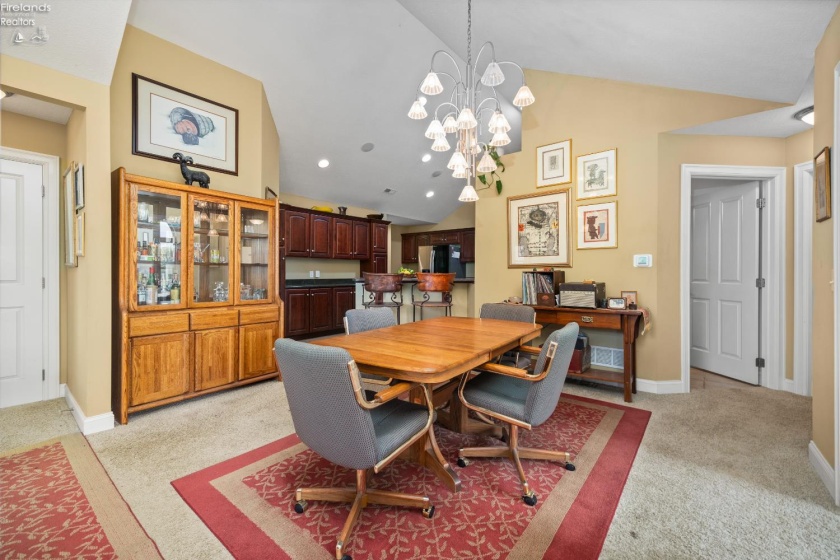 2750 Canterbury Circle, Port Clinton, 43452, 2 Bedrooms Bedrooms, ,2 BathroomsBathrooms,Residential,For Sale,Canterbury,20251961