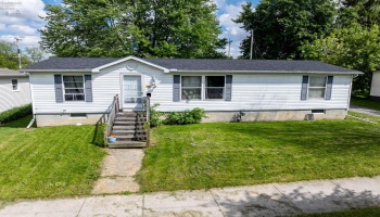 725 5th Street, Fremont, 43420, 3 Bedrooms Bedrooms, ,2 BathroomsBathrooms,Residential,For Sale,5th,20252000