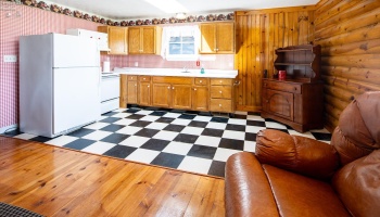 555 Race Street, Clyde, 43410, 2 Bedrooms Bedrooms, ,1 BathroomBathrooms,Residential,For Sale,Race,20252018
