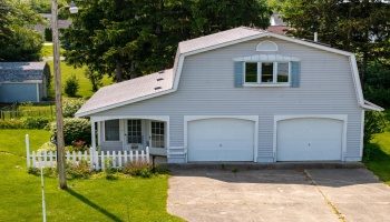 555 Race Street, Clyde, 43410, 2 Bedrooms Bedrooms, ,1 BathroomBathrooms,Residential,For Sale,Race,20252018