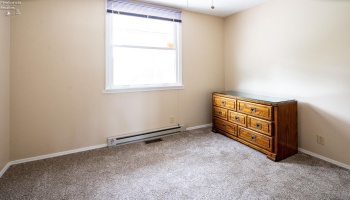 555 Race Street, Clyde, 43410, 2 Bedrooms Bedrooms, ,1 BathroomBathrooms,Residential,For Sale,Race,20252018