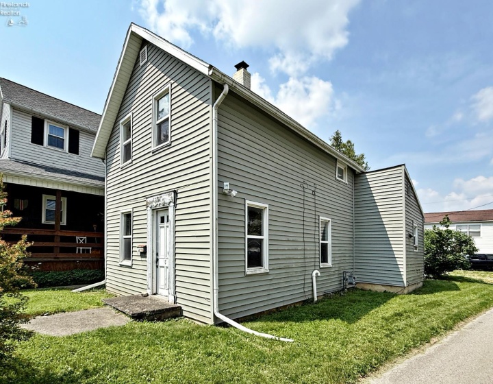 426 Washington St, Tiffin, 44883, ,Multiple Units,For Sale,Washington St,20252120