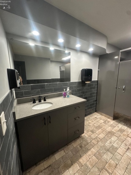 1338 Perkins Avenue, Sandusky, 44870, ,Commercial For Lease,For Lease,Perkins,20251660