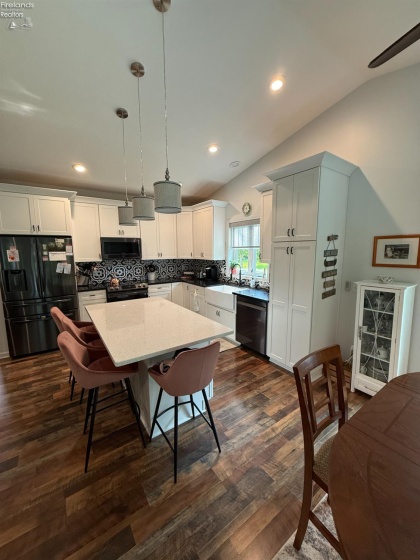 3741 Parkside Reserve Street, Vermilion, 44089, 3 Bedrooms Bedrooms, ,3 BathroomsBathrooms,Residential,For Sale,Parkside Reserve,20252095