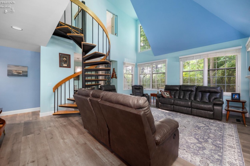 4370 Marin Woods Drive, Port Clinton, 43452, 2 Bedrooms Bedrooms, ,3 BathroomsBathrooms,Residential,For Sale,Marin Woods,20252034