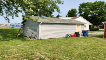 Detached garage.