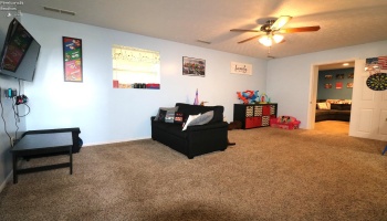 10 Senior Drive, Greenwich, 44837, 5 Bedrooms Bedrooms, ,3 BathroomsBathrooms,Residential,For Sale,Senior,20252049