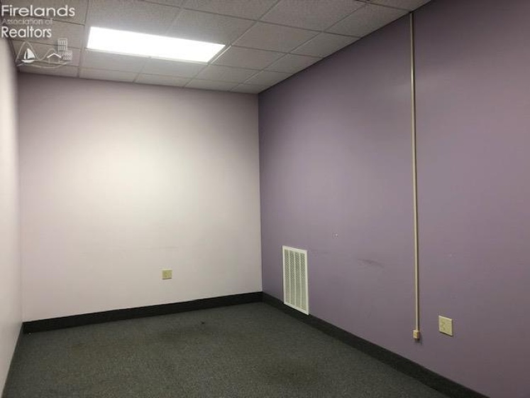 668 Miami St., Tiffin, 44883, ,Commercial For Lease,For Lease,Miami St.,20252218