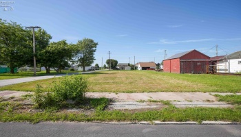 241 Main Street, Helena, 43435, ,Commercial,For Sale,Main,20252304
