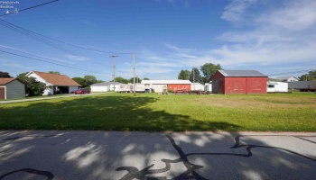 241 Main Street, Helena, 43435, ,Commercial,For Sale,Main,20252304