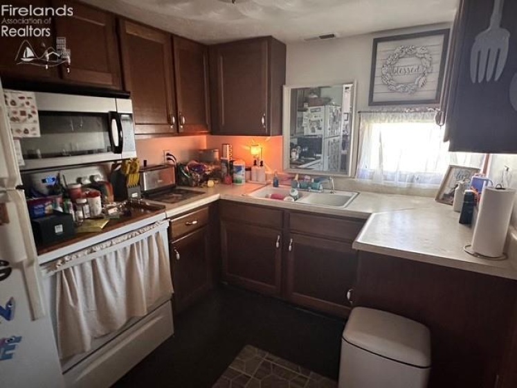 1801 Croghan Street, Fremont, 43420, ,Commercial,For Sale,Croghan,20252329