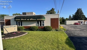 1801 Croghan Street, Fremont, 43420, ,Commercial,For Sale,Croghan,20252329