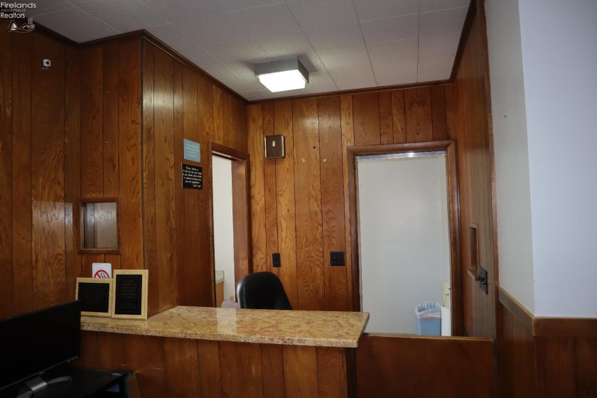 48 Linwood Avenue, Norwalk, 44857, ,Commercial,For Sale,Linwood,20252354