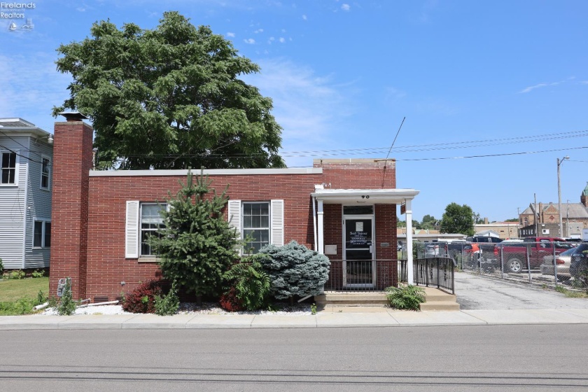 48 Linwood Avenue, Norwalk, 44857, ,Commercial,For Sale,Linwood,20252354