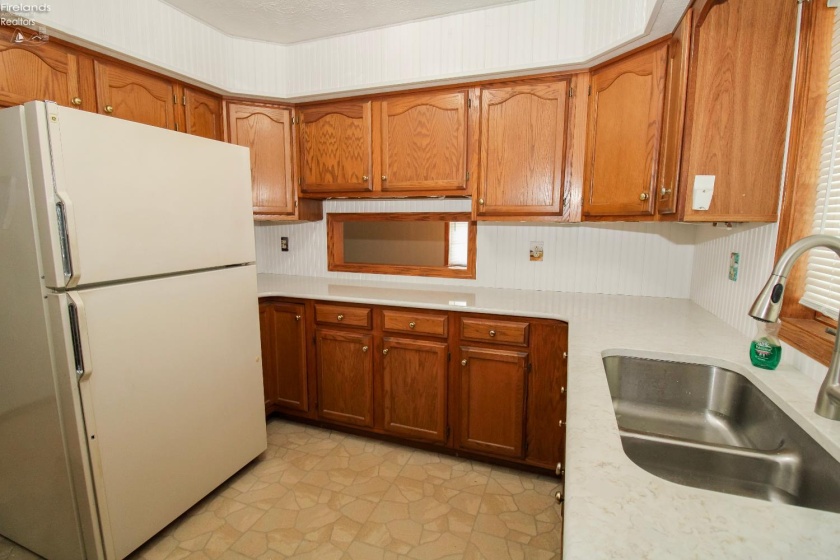 818 Bellaire, Bellevue, 44811, 3 Bedrooms Bedrooms, ,3 BathroomsBathrooms,Residential,For Sale,Bellaire,20251903