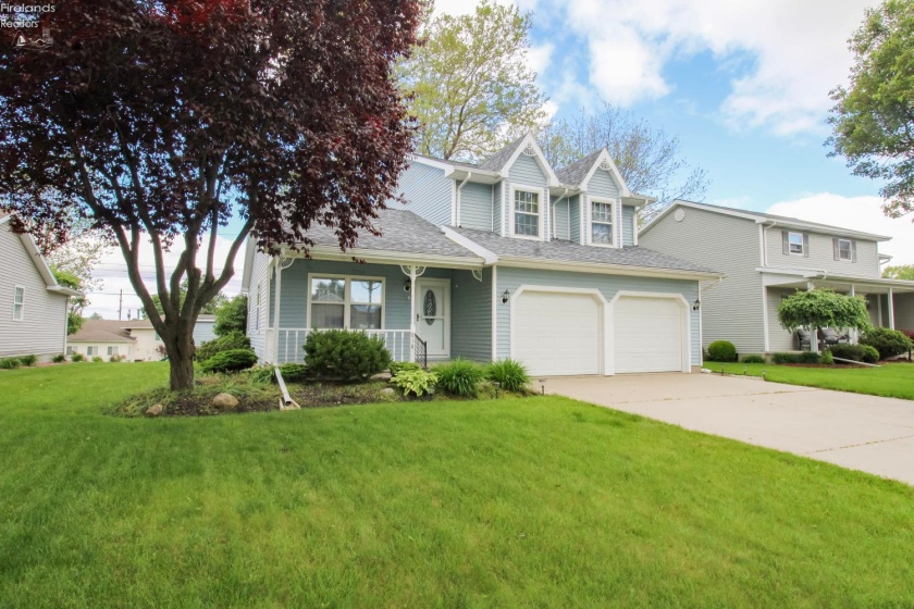 818 Bellaire, Bellevue, 44811, 3 Bedrooms Bedrooms, ,3 BathroomsBathrooms,Residential,For Sale,Bellaire,20251903