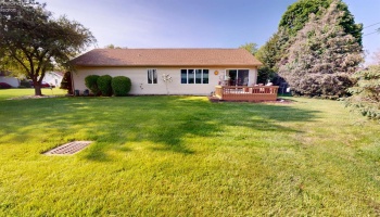 210 Briarwood Drive, Fremont, 43420, 2 Bedrooms Bedrooms, ,2 BathroomsBathrooms,Residential,For Sale,Briarwood,20251950