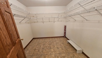 100 PARKVIEW PLACE, Bellevue, 44811, 3 Bedrooms Bedrooms, ,3 BathroomsBathrooms,Residential,For Sale,PARKVIEW PLACE,20252019 100 PARKVIEW PLACE, Bellevue, 44811, 3 Bedrooms Bedrooms, ,3 BathroomsBathrooms,Residential,For Sale,PARKVIEW PLACE,20252019