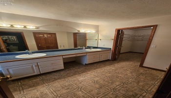 100 PARKVIEW PLACE, Bellevue, 44811, 3 Bedrooms Bedrooms, ,3 BathroomsBathrooms,Residential,For Sale,PARKVIEW PLACE,20252019 100 PARKVIEW PLACE, Bellevue, 44811, 3 Bedrooms Bedrooms, ,3 BathroomsBathrooms,Residential,For Sale,PARKVIEW PLACE,20252019