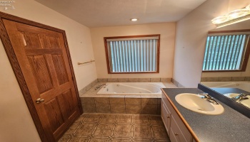100 PARKVIEW PLACE, Bellevue, 44811, 3 Bedrooms Bedrooms, ,3 BathroomsBathrooms,Residential,For Sale,PARKVIEW PLACE,20252019 100 PARKVIEW PLACE, Bellevue, 44811, 3 Bedrooms Bedrooms, ,3 BathroomsBathrooms,Residential,For Sale,PARKVIEW PLACE,20252019