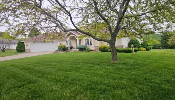 100 PARKVIEW PLACE, Bellevue, 44811, 3 Bedrooms Bedrooms, ,3 BathroomsBathrooms,Residential,For Sale,PARKVIEW PLACE,20252019 100 PARKVIEW PLACE, Bellevue, 44811, 3 Bedrooms Bedrooms, ,3 BathroomsBathrooms,Residential,For Sale,PARKVIEW PLACE,20252019