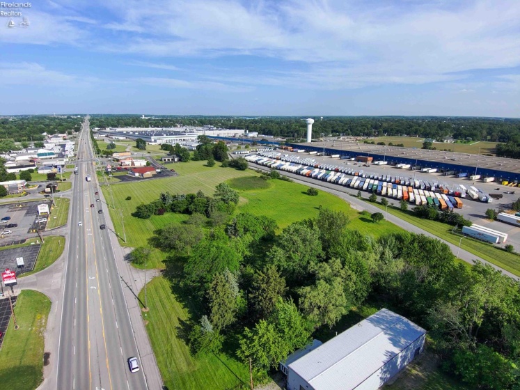 1114 McPherson Highway, Clyde, 43410, ,Commercial,For Sale,McPherson,20252395